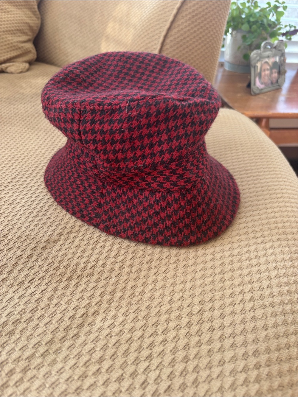 Houndstooth Bucket Hat - Red and Black